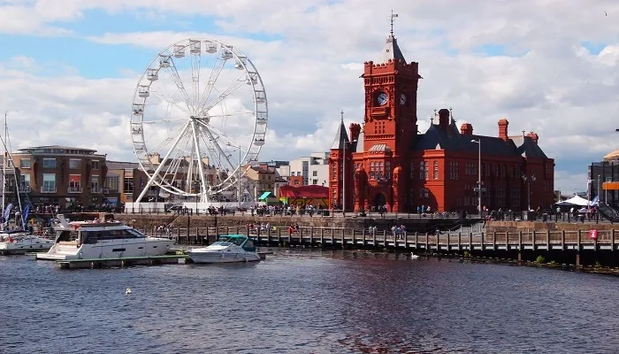 tourist places in cardiff